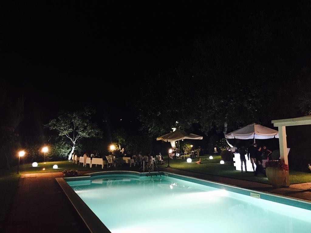 Bed&Breakfast Il Glicine Piedimonte Etneo Exterior foto