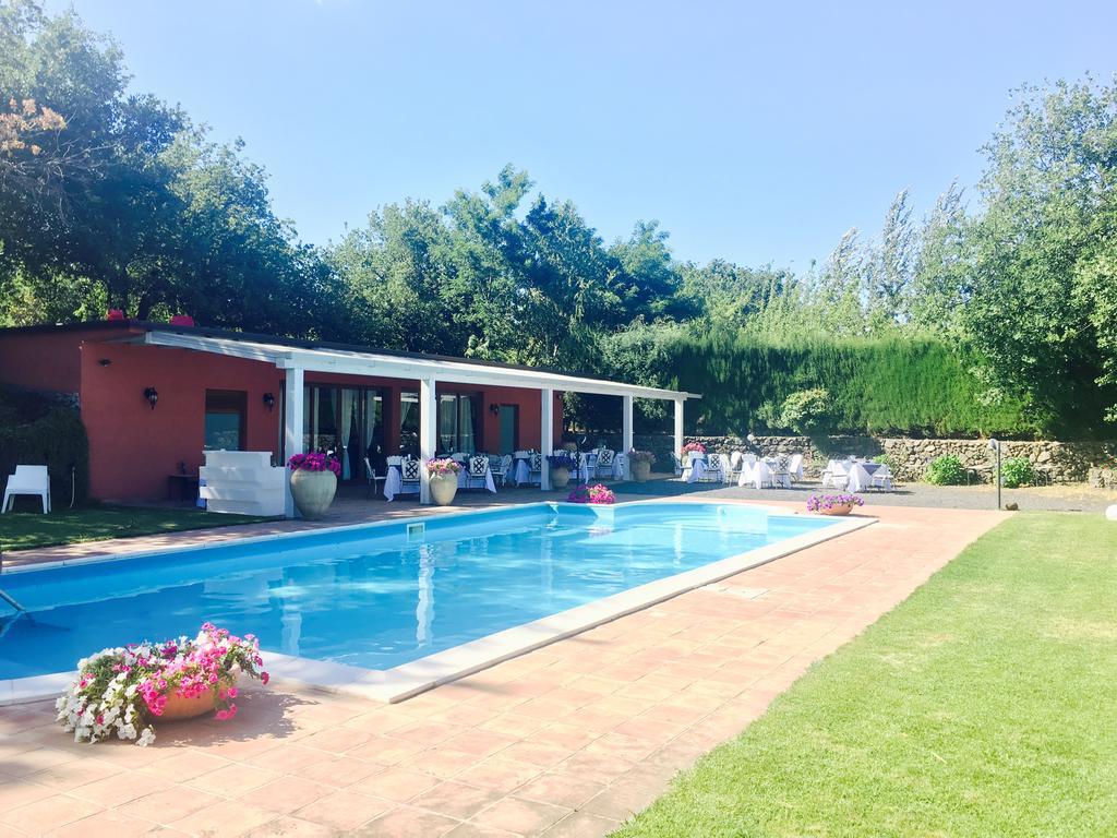 Bed&Breakfast Il Glicine Piedimonte Etneo Exterior foto