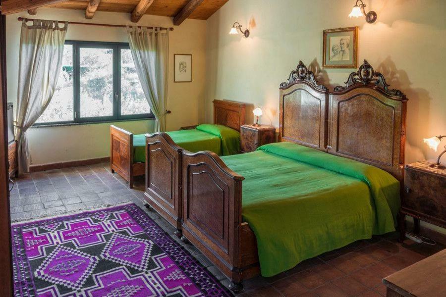 Bed&Breakfast Il Glicine Piedimonte Etneo Exterior foto